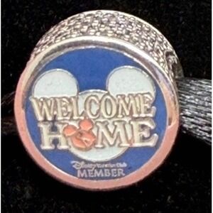 Disney Vacation Club Member DVC Pandora Charm Mickey Welcome Home Double Sided